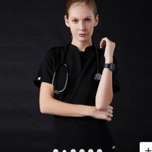 NWT Star Wars Dark Side Figs scrub top